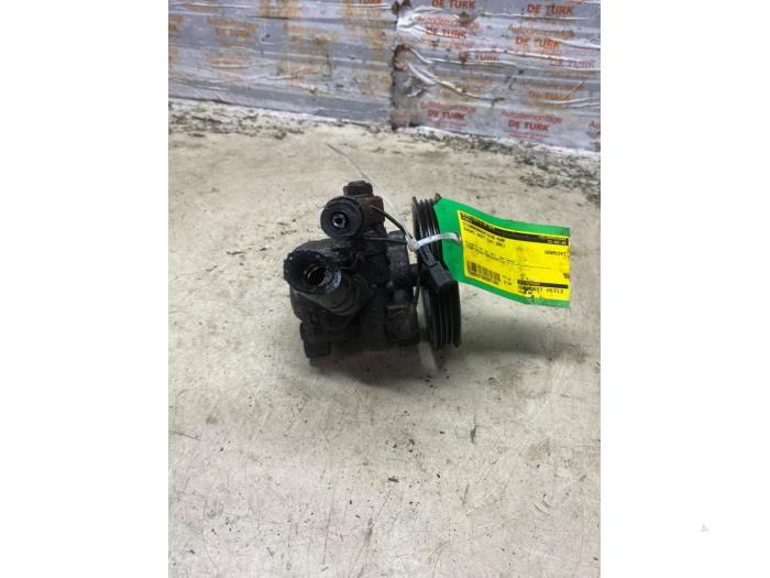 Gebruikte Servopomp Suzuki Swift (SF310/413) 1.3i 16V Prijs € 30,25 Inclusief btw aangeboden door Autosloperij de Turk