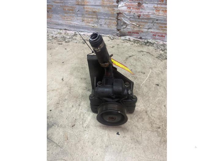 Gebruikte Pomp Servo Ford Fusion 1.4 16V Prijs € 36,30 Inclusief btw aangeboden door Autosloperij de Turk