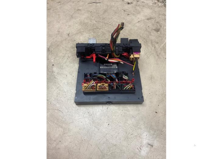 Gebruikte Boordcomputer Volkswagen Touran (1T1/T2) 1.6 FSI 16V Prijs € 36,30 Inclusief btw aangeboden door Autosloperij de Turk