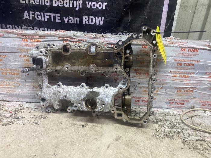 Gebruikte Kleppendeksel Peugeot 308 (L3/L8/LB/LH/LP) 1.2 12V e-THP PureTech 130 Prijs € 96,80 Inclusief btw aangeboden door Autosloperij de Turk