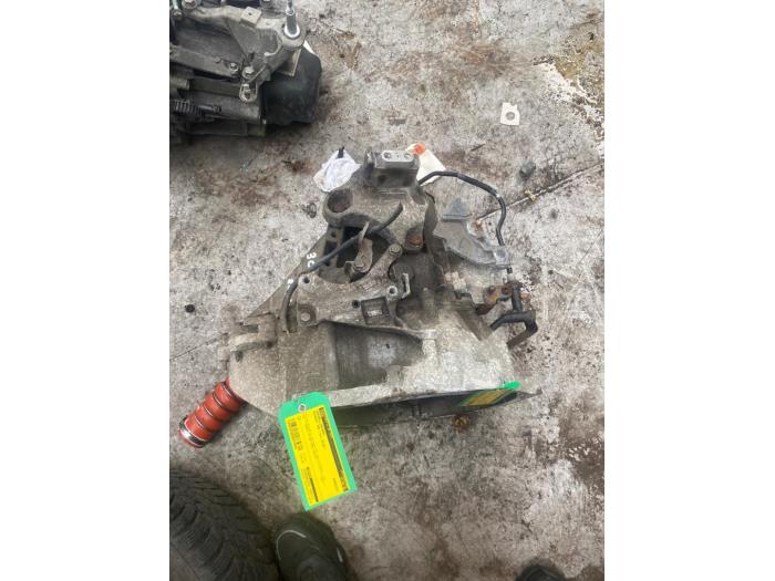 Gebruikte Versnellingsbak Peugeot 308 (L3/L8/LB/LH/LP) 1.2 12V e-THP PureTech 130 Prijs € 326,70 Inclusief btw aangeboden door Autosloperij de Turk