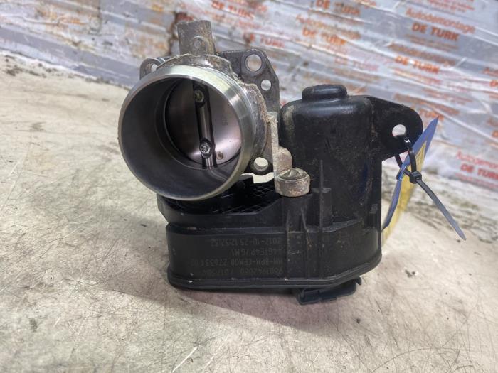 Gebruikte Gasklephuis Opel Crossland (X) 1.2 Turbo 12V Prijs € 24,20 Inclusief btw aangeboden door Autosloperij de Turk
