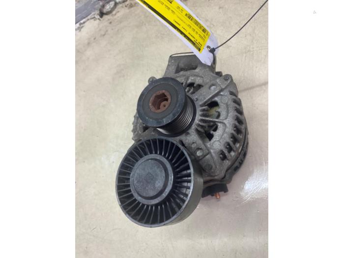 Gebruikte Dynamo BMW 3 serie (E90) 318i 16V Prijs € 48,40 Inclusief btw aangeboden door Autosloperij de Turk