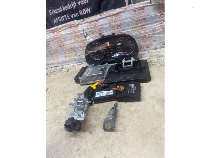 Gebruikte Kontaktslot + computer Seat Leon (KLB) 1.5 TSI 16V Prijs € 181,50 Inclusief btw aangeboden door Autosloperij de Turk