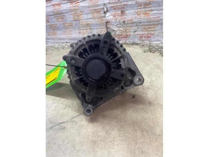 Gebruikte Dynamo BMW 1 serie (F21) 114i 1.6 16V Prijs € 48,40 Inclusief btw aangeboden door Autosloperij de Turk