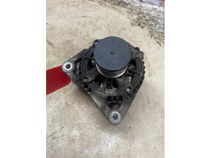 Gebruikte Dynamo Ford EcoSport (JK8) 1.0 EcoBoost 12V 125 Prijs € 36,30 Inclusief btw aangeboden door Autosloperij de Turk