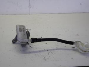 Gebruikte Hoofdremcilinder Ford Fiesta 6 (JA8) 1.0 SCI 12V 80 Prijs € 25,00 Margeregeling aangeboden door Gebr Opdam B.V.