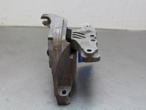 Gebruikte Motorrubber Peugeot 308 (L3/L8/LB/LH/LP) 1.6 BlueHDi 120 Prijs op aanvraag aangeboden door Gebr Opdam B.V.