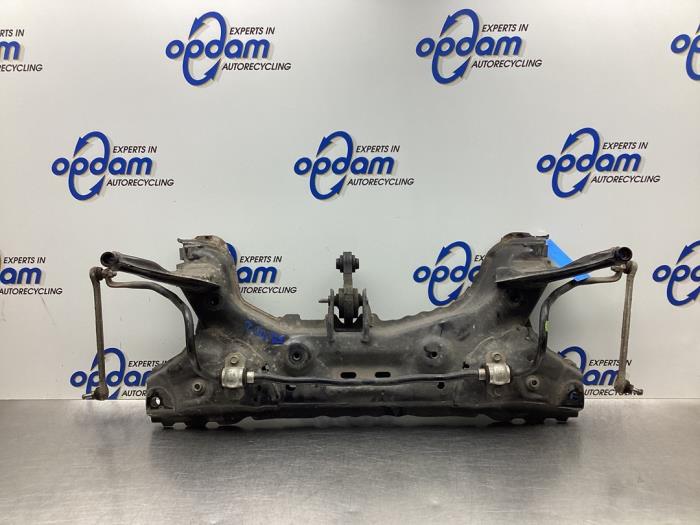 Gebruikte Subframe Mazda 2 (DE) 1.3 16V S-VT Prijs € 64,00 Margeregeling aangeboden door Gebr Opdam B.V.
