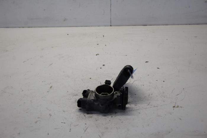 Gebruikte Gasklephuis Renault Twingo (C06) 1.2 Prijs € 26,00 Margeregeling aangeboden door Gebr Opdam B.V.