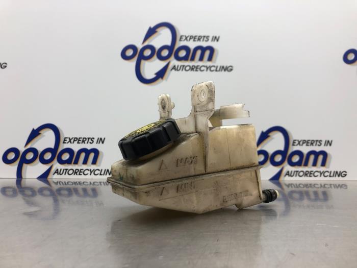 Gebruikte Servo Oliereservoir Renault Espace (JK) 2.0 16V Turbo Prijs € 13,00 Margeregeling aangeboden door Gebr Opdam B.V.