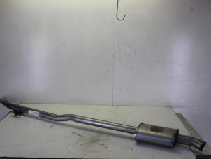 Gebruikte Uitlaat Middendemper Renault Clio II (BB/CB) 1.4 Prijs € 17,00 Margeregeling aangeboden door Gebr Opdam B.V.