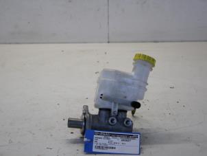 Gebruikte Hoofdremcilinder Fiat 500 (312) 0.9 TwinAir 80 Prijs € 25,00 Margeregeling aangeboden door Gebr Opdam B.V.