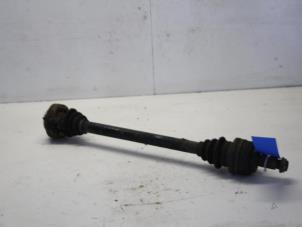 Gebruikte Aandrijfas rechts-achter BMW 3 serie (E46/4) 316i Prijs € 30,00 Margeregeling aangeboden door Gebr Opdam B.V.