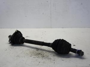 Gebruikte Steekas links-voor Opel Movano Combi 2.2 DTI Prijs € 42,00 Margeregeling aangeboden door Gebr Opdam B.V.