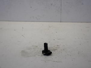 Gebruikte Luchtmassameter Toyota Corolla Verso (R10/11) 2.2 D-4D 16V Cat Clean Power Prijs € 17,00 Margeregeling aangeboden door Gebr Opdam B.V.