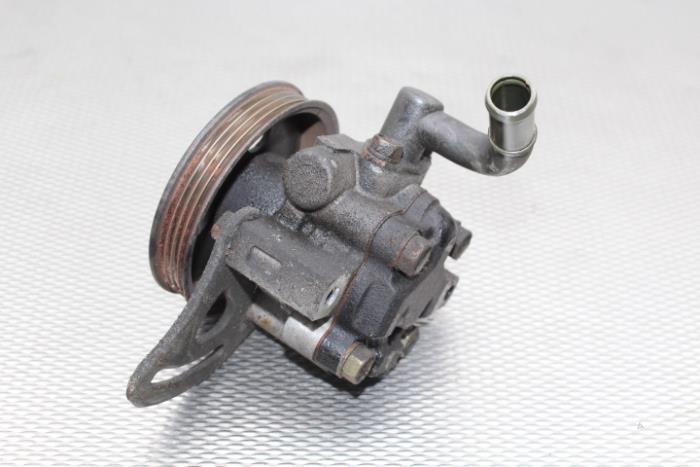 Gebruikte Pomp Servo Chevrolet Kalos (SF48) 1.2 Prijs € 42,00 Margeregeling aangeboden door Gebr Opdam B.V.