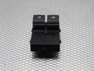 Gebruikte Schakelblok ruiten Opel Karl 1.0 12V Prijs op aanvraag aangeboden door Gebr Opdam B.V.