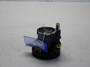 Gebruikte Servopomp Renault Laguna II (BG) 1.9 dCi 100 Prijs € 26,00 Margeregeling aangeboden door Gebr Opdam B.V.