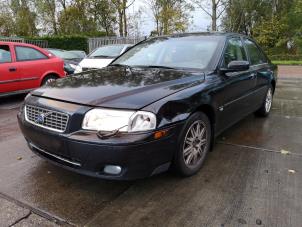 Gebruikte Linker Koplamp Volvo S80 (TR/TS) 2.4 SE 20V 170 Prijs € 85,00 Margeregeling aangeboden door Gebr Opdam B.V.