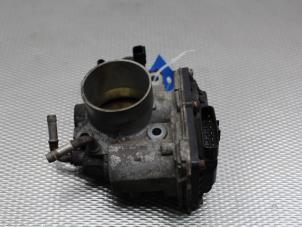 Gebruikte Gasklephuis Honda CR-V (RE/RM) 2.0 16V Prijs op aanvraag aangeboden door Gebr Opdam B.V.