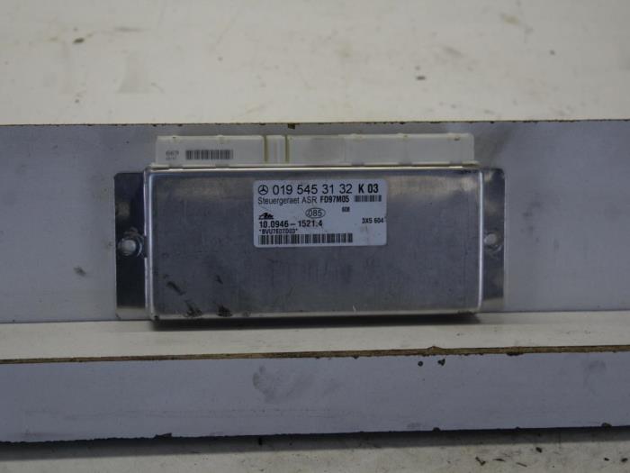 Gebruikte Computer ASR Mercedes CLK (C208) 3.2 320 V6 18V Prijs op aanvraag aangeboden door Gebr Opdam B.V.
