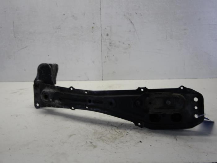 Gebruikte Motorbalk Toyota Corolla Verso (R10/11) 1.8 16V VVT-i Prijs op aanvraag aangeboden door Gebr Opdam B.V.