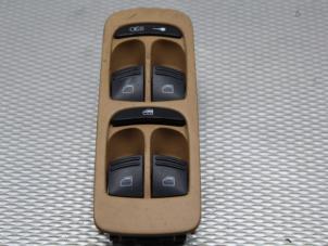 Gebruikte Schakelblok ruiten Porsche Cayenne (9PA) 4.5 S V8 32V Prijs op aanvraag aangeboden door Gebr Opdam B.V.