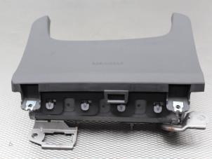 Gebruikte Airbag knie links Toyota Prius (ZVW3) 1.8 16V Prijs op aanvraag aangeboden door Gebr Opdam B.V.