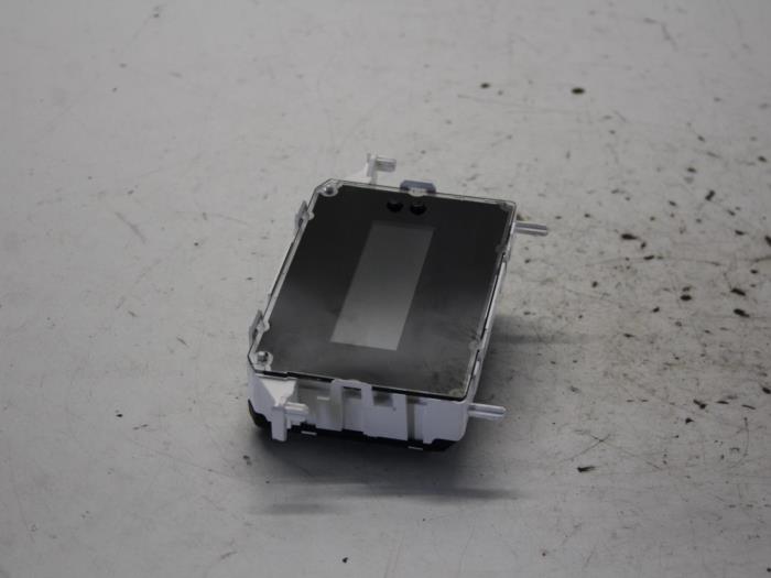 Gebruikte Display Interieur Ford Fiesta 6 (JA8) 1.4 16V Prijs € 42,00 Margeregeling aangeboden door Gebr Opdam B.V.