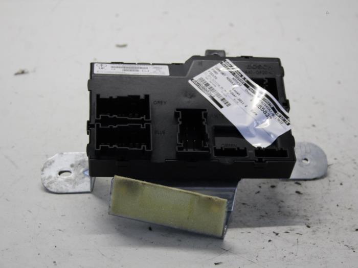 Gebruikte Comfort Module Ford Fiesta 6 (JA8) 1.4 16V Prijs € 26,00 Margeregeling aangeboden door Gebr Opdam B.V.
