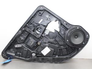 Gebruikte Ruitmechaniek 4Deurs links-achter Mercedes ML III (166) 3.0 ML-350 BlueTEC V6 24V 4-Matic Prijs € 50,00 Margeregeling aangeboden door Gebr Opdam B.V.