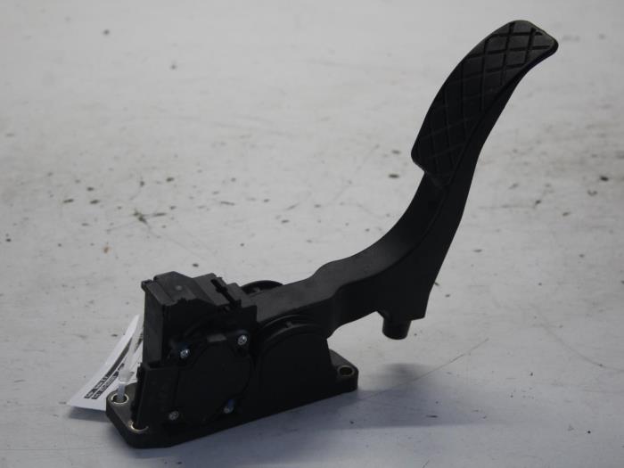 Gebruikte Sensor Gaspedaalpositie Volkswagen Polo Prijs € 17,00 Margeregeling aangeboden door Gebr Opdam B.V.
