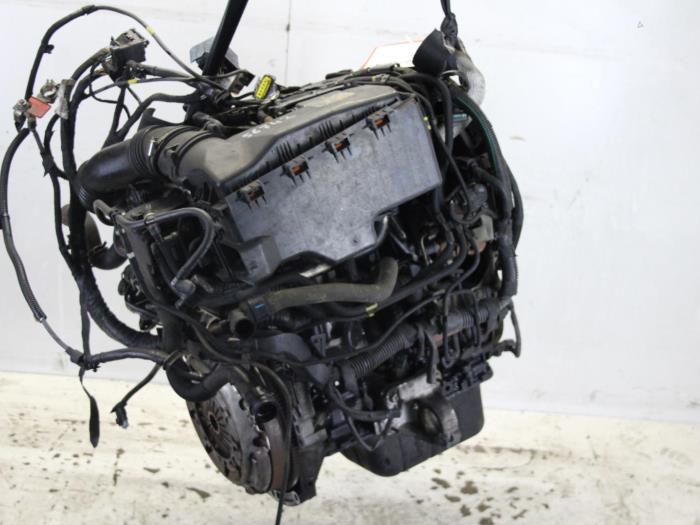 Motor van een Peugeot 207/207+ (WA/WC/WM) 1.6 HDi 16V 2006