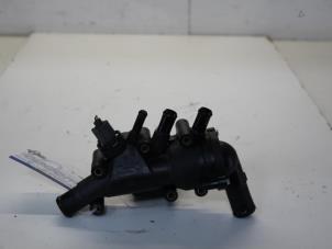 Gebruikte Thermostaathuis Ford Ka I 1.3i Prijs € 17,00 Margeregeling aangeboden door Gebr Opdam B.V.