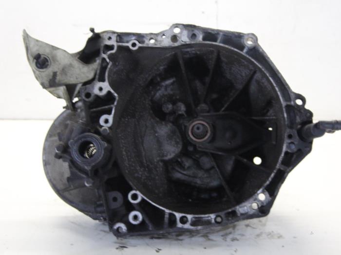 Gebruikte Versnellingsbak Peugeot 207/207+ (WA/WC/WM) 1.6 HDi 16V Prijs € 128,00 Margeregeling aangeboden door Gebr Opdam B.V.
