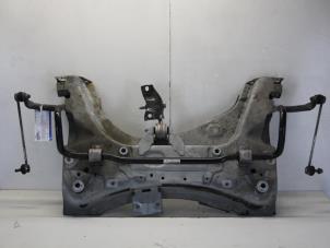 Gebruikte Subframe Renault Captur (2R) 0.9 Energy TCE 12V Prijs € 84,00 Margeregeling aangeboden door Gebr Opdam B.V.