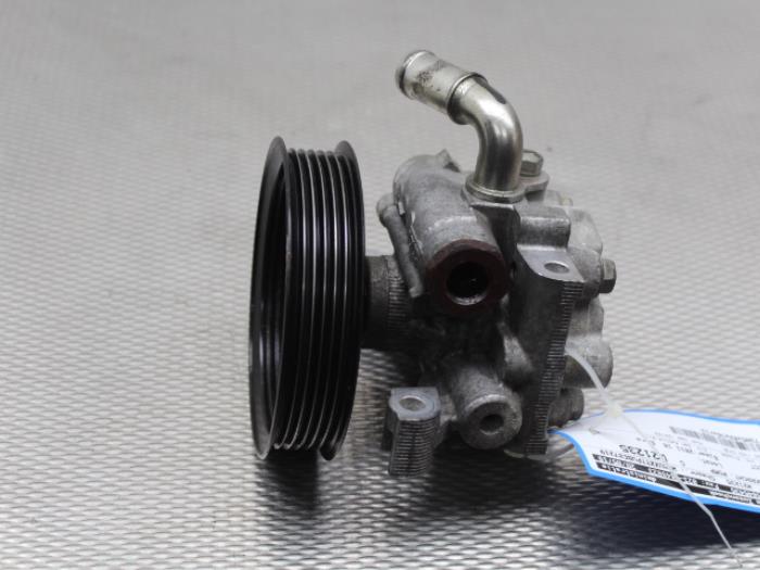 Gebruikte Servopomp Ford Transit Connect 1.8 TDCi 90 Prijs op aanvraag aangeboden door Gebr Opdam B.V.