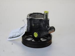 Gebruikte Servopomp Renault Espace (JK) 2.0 16V Turbo Prijs € 26,00 Margeregeling aangeboden door Gebr Opdam B.V.