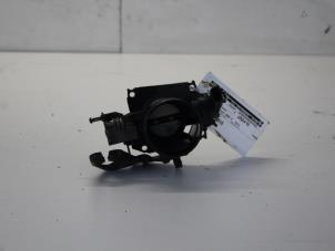 Gebruikte Gasklephuis Ford Focus 1 Wagon 1.6 16V Prijs € 21,00 Margeregeling aangeboden door Gebr Opdam B.V.