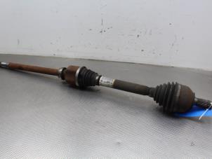 Gebruikte Cardanas rechts-voor (VWA) Peugeot 508 (8D) 2.0 Hybrid4 16V Prijs € 51,00 Margeregeling aangeboden door Gebr Opdam B.V.