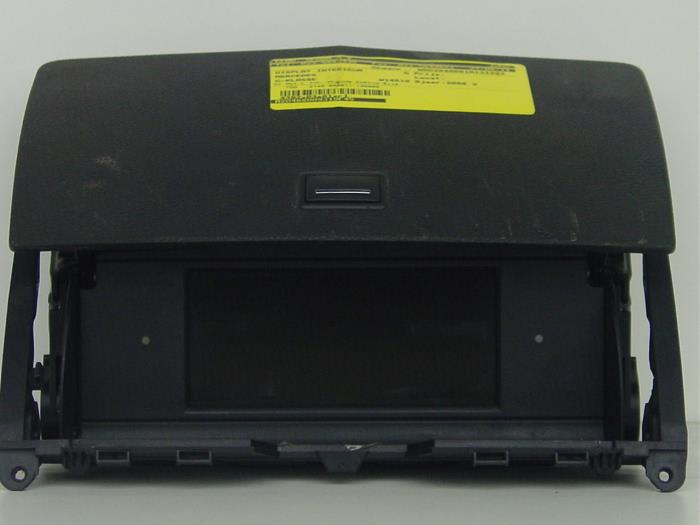 Gebruikte Display Interieur Mercedes C (W204) 2.2 C-220 CDI 16V Prijs € 34,00 Margeregeling aangeboden door Gebr Opdam B.V.