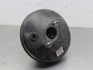 Gebruikte Rembekrachtiger Ford Fiesta 6 (JA8) 1.6 TDCi 16V ECOnetic Prijs op aanvraag aangeboden door Gebr Opdam B.V.