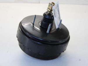 Gebruikte Rembooster Toyota Avensis (T25/B1B) 1.8 16V VVT-i Prijs op aanvraag aangeboden door Gebr Opdam B.V.