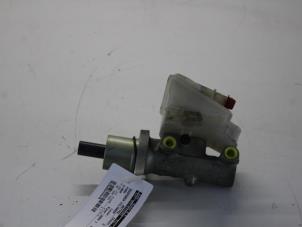 Gebruikte Hoofdremcilinder Ford Focus C-Max 1.8 16V Prijs € 20,00 Margeregeling aangeboden door Gebr Opdam B.V.