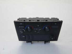 Gebruikte Chaufage Bedieningspaneel Volvo V70 (SW) 2.4 20V 140 Prijs € 25,00 Margeregeling aangeboden door Gebr Opdam B.V.