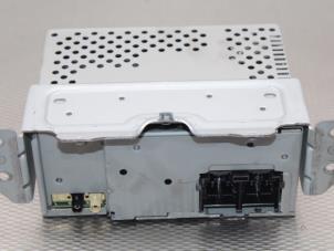 Gebruikte Radio Ford Fiesta 7 1.0 EcoBoost 12V 100 Prijs op aanvraag aangeboden door Gebr Opdam B.V.