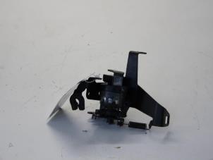 Gebruikte Gaspedaalpositie Sensor Mercedes E Combi (S210) 2.8 E-280 V6 18V 4-Matic Prijs op aanvraag aangeboden door Gebr Opdam B.V.