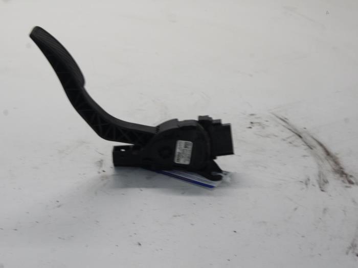 Gebruikte Gaspedaalpositie Sensor Ford Fiesta 6 (JA8) 1.25 16V Prijs € 21,00 Margeregeling aangeboden door Gebr Opdam B.V.