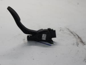 Gebruikte Gaspedaalpositie Sensor Ford Fiesta 6 (JA8) 1.25 16V Prijs € 21,00 Margeregeling aangeboden door Gebr Opdam B.V.